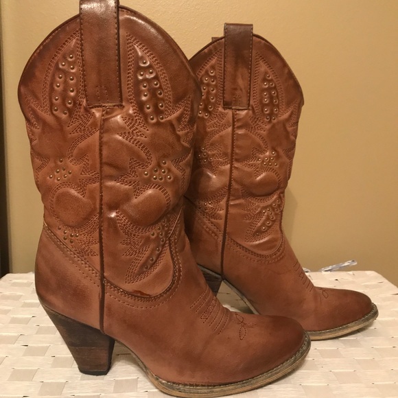 Very Volatile Denver Boots | Poshmark
